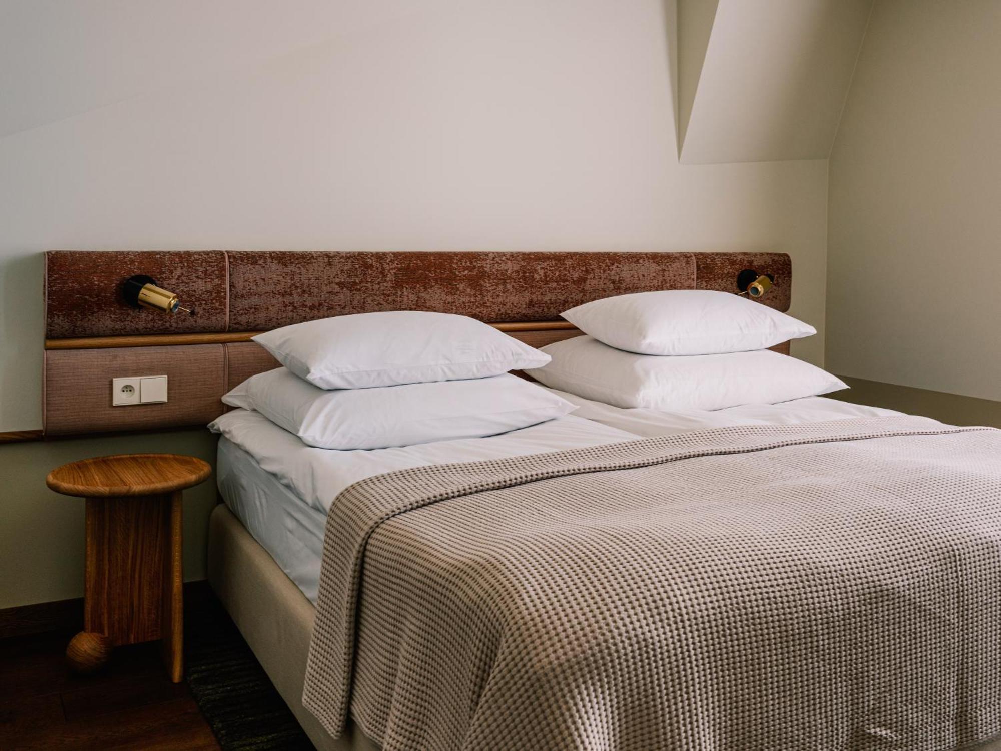 Hotel Puro Stare